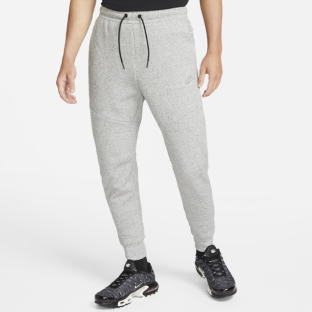 NWT Nike Revival Tech Fleece Jogger